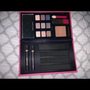 Estée Lauder eyeshadow